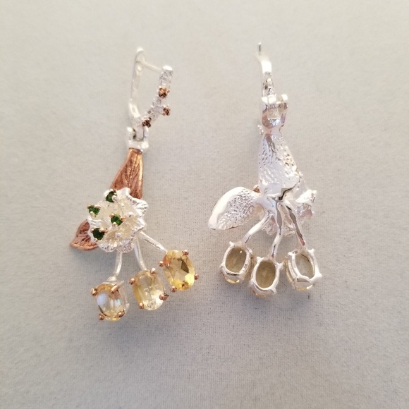 Citrene & emerald floral earrings sterling silver & gold - Picture 4 of 4